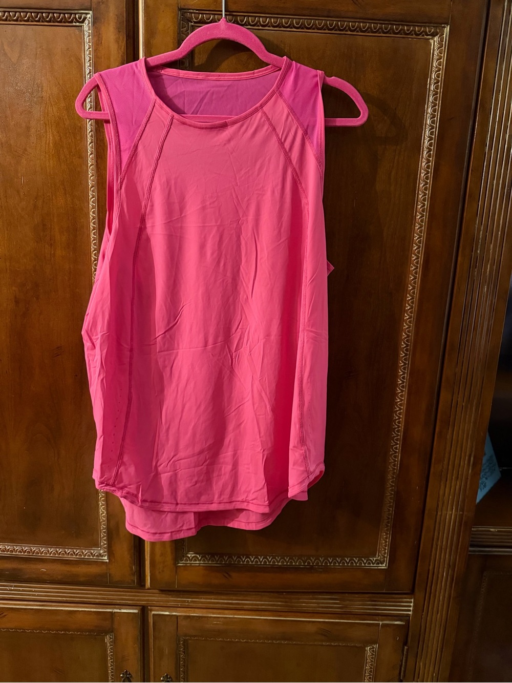 Lululemon Women's Pink Sleeveless Active Tank Top